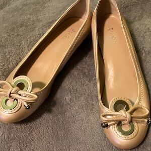 Chic Beige Flats with Bow Accent